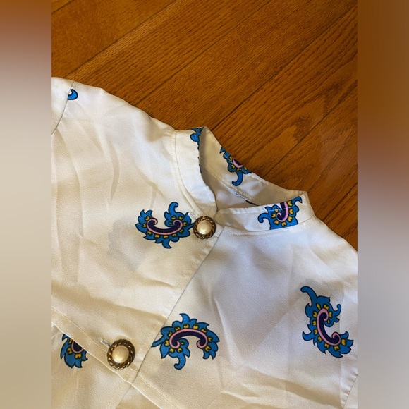 Abstract 1960s inspired dress - Picture 3 of 16